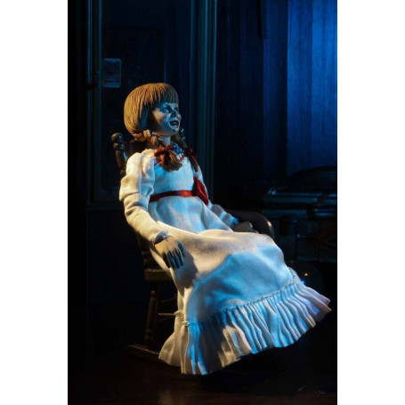 Neca - The Conjuring Universe - Tela retro Annabelle