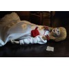 Neca - The Conjuring Universe - Tela retro Annabelle