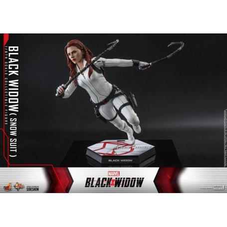 Hot Toys Black Widow Snow Suit Movie Masterpiece Version 1/6