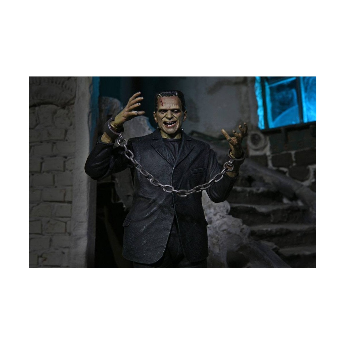 NECA - El Monstruo de Frankenstein en versión color - Universal Monsters