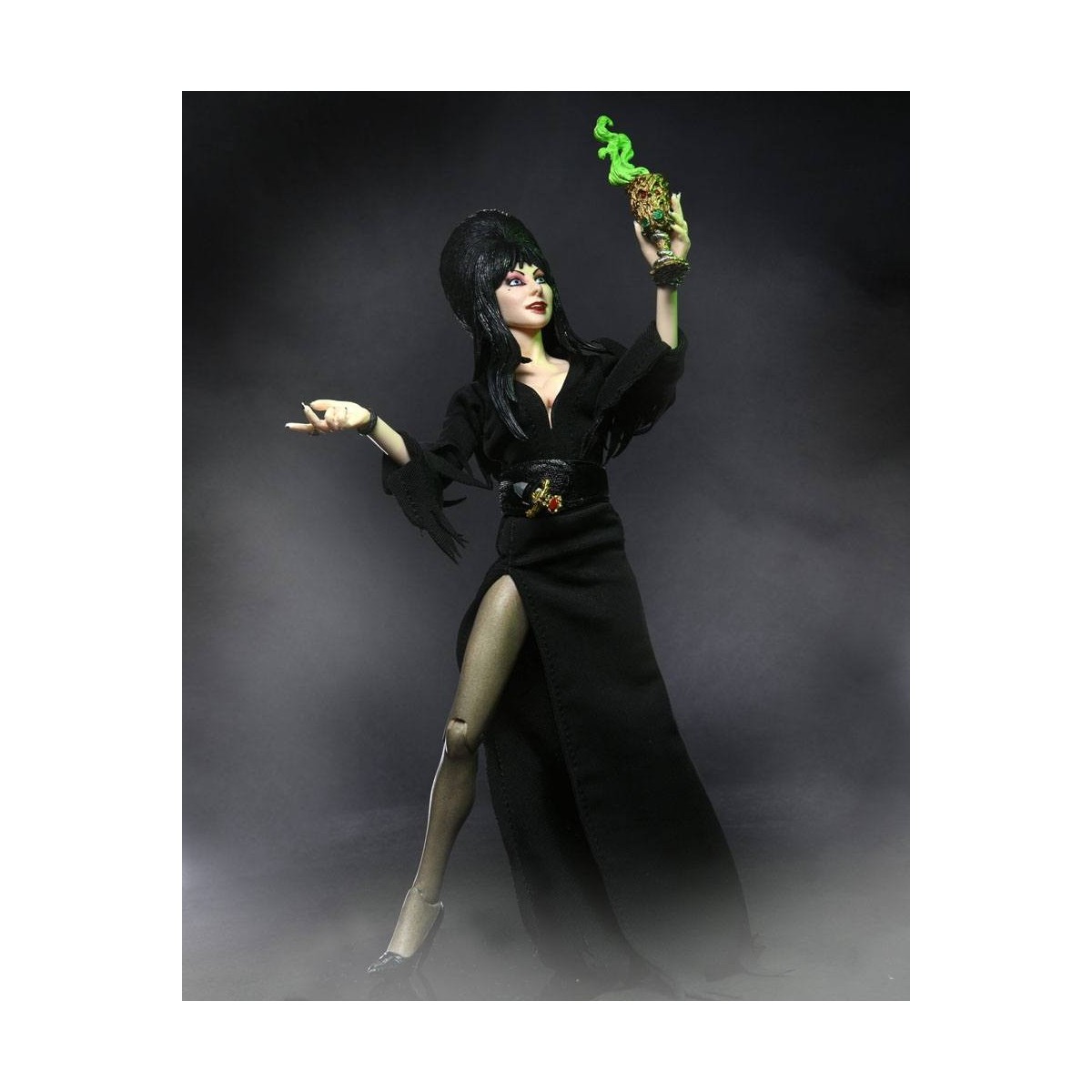 Neca - Elvira Mistress of the Dark - Tela retro