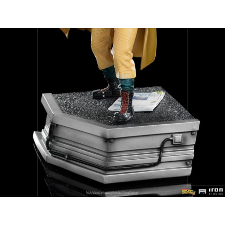 Iron Studios - BTTF 2 - Doc Brown Back to the Future Part II - BDS Art Scale
