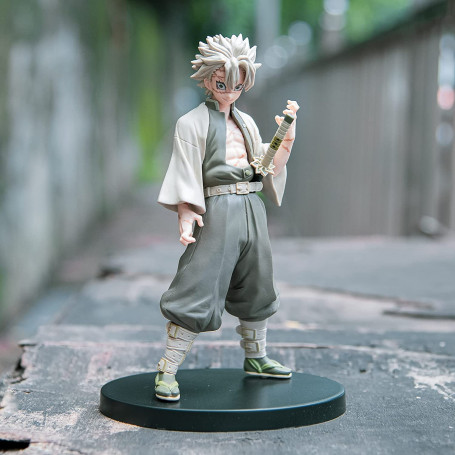 Banpresto - Sanemi Shinazugawa versión SEPIA - Demon Slayer - Kimetsu no Yaiba