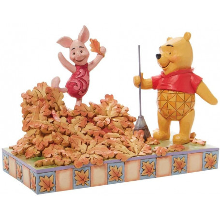 Enesco - Winnie the Pooh - Saltando al otoño - Tradición Disney por Jim Shore