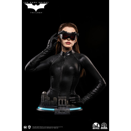 INFINITY STUDIO x PENGUIN TOYS - SELINE KYLE - Busto 1/1 The Dark Knight Rises - DC Comics