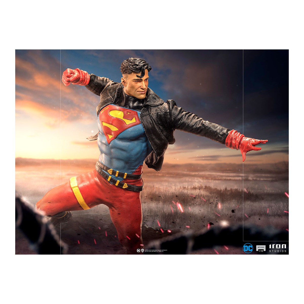 Iron Studios - Superboy Deluxe DC Comics Series 7 - Escala artística 1/10
