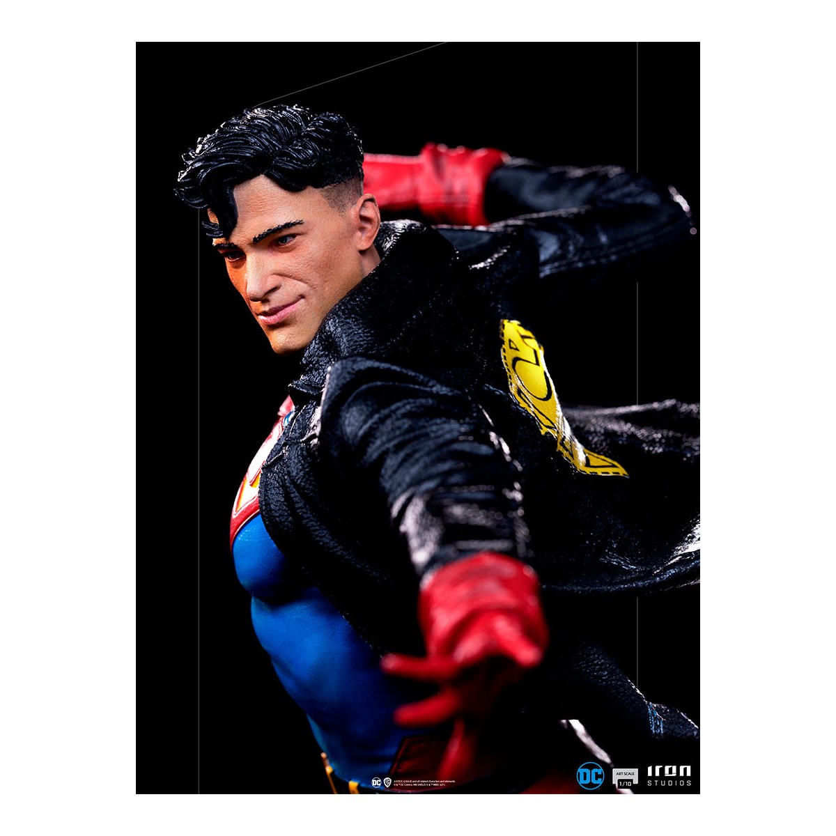 Iron Studios - Superboy Deluxe DC Comics Series 7 - Escala artística 1/10