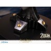 First 4 Figures - Zelda - Hylian Shield Collector's Edition - Breath of the Wild Estatua de PVC