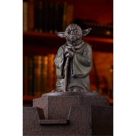 Kotobukiya Star Wars Estatua de fundición en frío Fuente de Yoda Edición Limitada