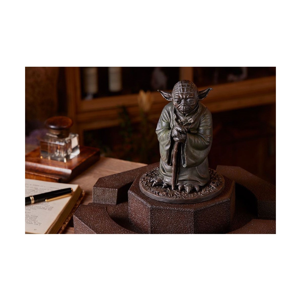 Kotobukiya Star Wars Estatua de fundición en frío Fuente de Yoda Edición Limitada