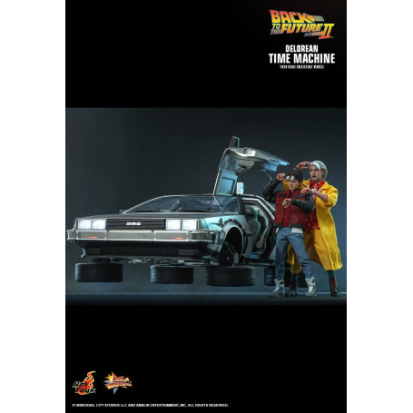 Hot Toys - Back to the Future 2 Delorean 1/6 - BTTF2