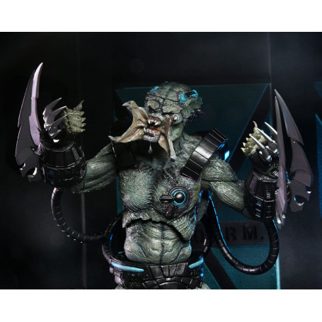 Neca - Ultimate Deluxe Corazón de Piedra - Predator Jungla de Hormigón