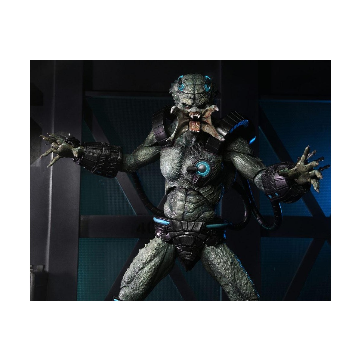 Neca - Ultimate Deluxe Corazón de Piedra - Predator Jungla de Hormigón