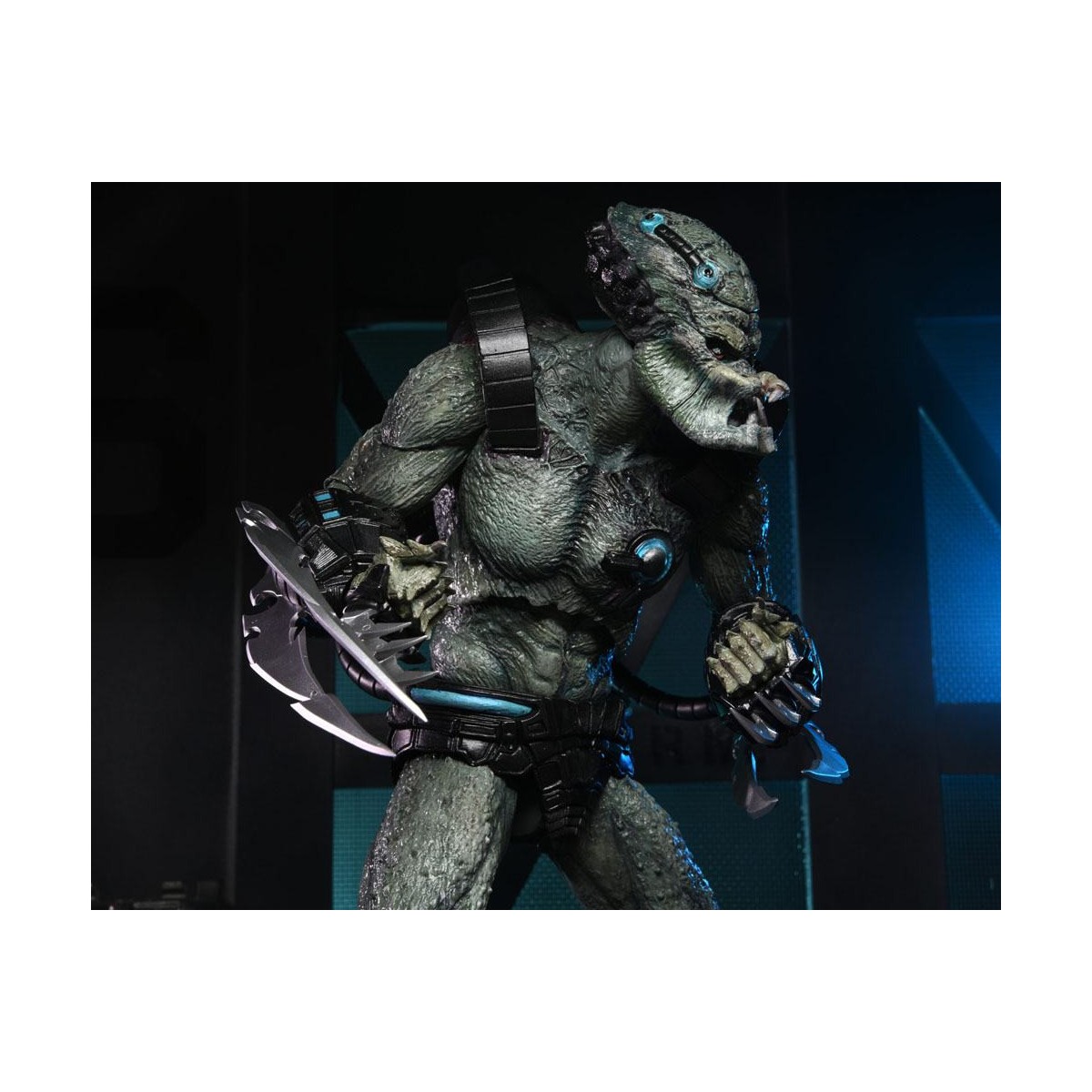 Neca - Ultimate Deluxe Corazón de Piedra - Predator Jungla de Hormigón