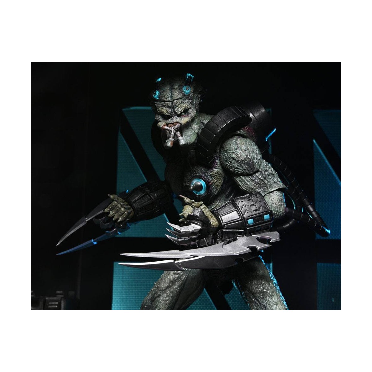 Neca - Ultimate Deluxe Corazón de Piedra - Predator Jungla de Hormigón