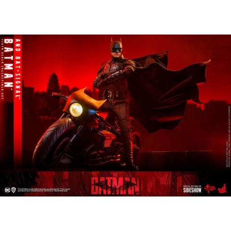 Hot toys - LA OBRA MAESTRA DE LA PELÍCULA BATMAN Y BAT-SIGNAL 1/6
