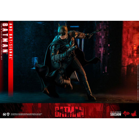 Hot toys - LA OBRA MAESTRA DE LA PELÍCULA BATMAN Y BAT-SIGNAL 1/6