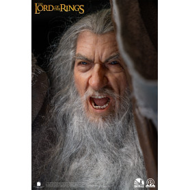 Infinity Studio X Penguin Toys - Gandalf el Gris Ultimate Edition Half Size Statue Master Forge Series- 1/2