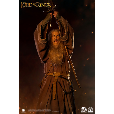 Infinity Studio X Penguin Toys - Gandalf el Gris Ultimate Edition Half Size Statue Master Forge Series- 1/2
