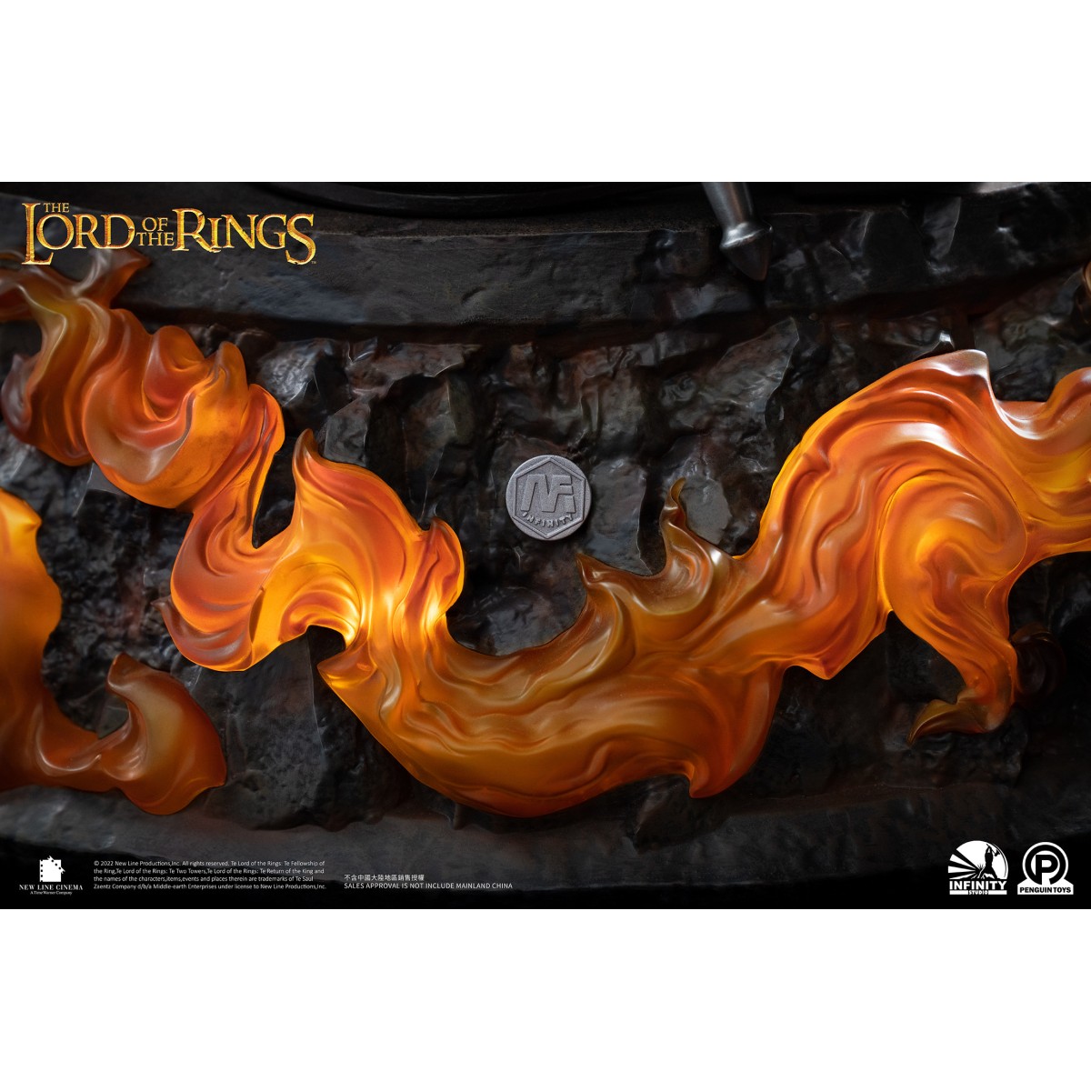 Infinity Studio X Penguin Toys - Gandalf el Gris Ultimate Edition Half Size Statue Master Forge Series- 1/2