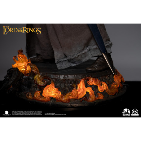 Infinity Studio X Penguin Toys - Gandalf el Gris Ultimate Edition Half Size Statue Master Forge Series- 1/2