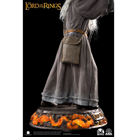 Infinity Studio X Penguin Toys - Gandalf el Gris Ultimate Edition Half Size Statue Master Forge Series- 1/2
