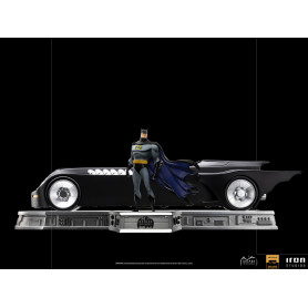Iron Studios - Batman y Batmóvil Deluxe - Batman The Animated Serie 1/10 DX Art Scale