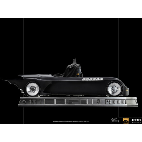 Iron Studios - Batman y Batmóvil Deluxe - Batman The Animated Serie 1/10 DX Art Scale