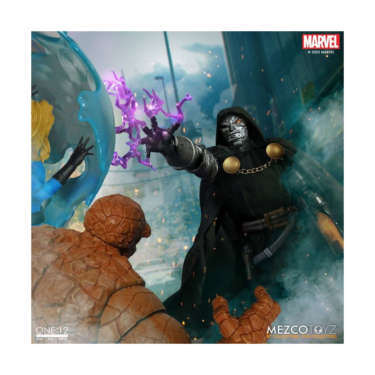Mezco One 12 - Doctor Doom - Doctor Doom