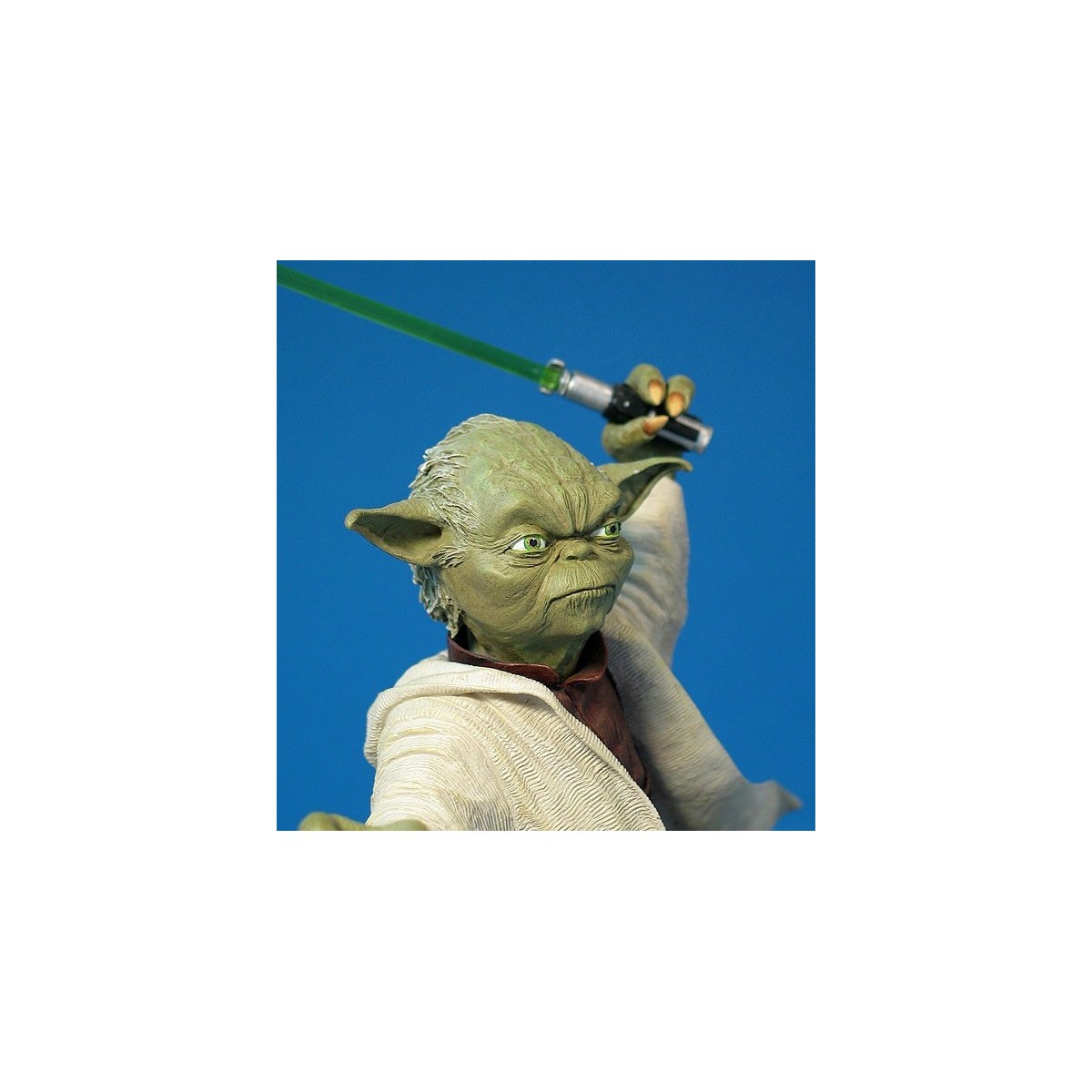 Attakus Star Wars - Estatua de Yoda El Ataque de los Clones 1/5 - OCASIÓN