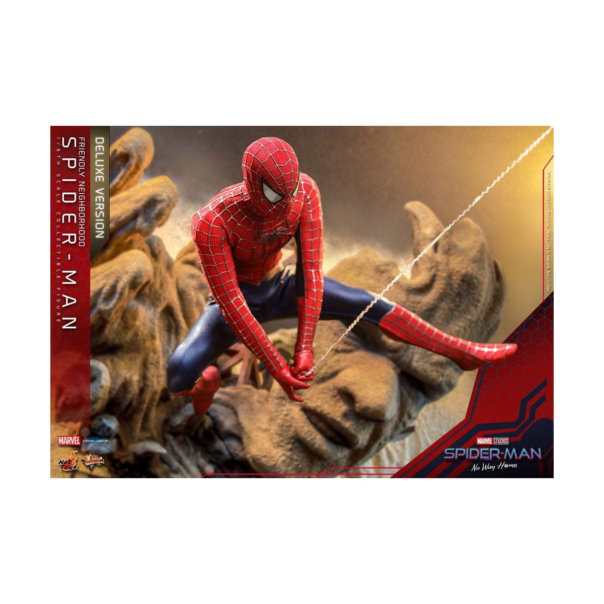 Hot Toys - Friendly Neighborhood Spider-Man (Deluxe Version) - Marvel's Spider-Man: No Way Home Movie Masterpiece 1/6