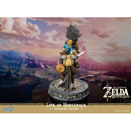 Primeras 4 figuras - Zelda - The Legend of Zelda: Breath of The Wild - Link a caballo (Edición estándar)