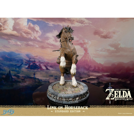 Primeras 4 figuras - Zelda - The Legend of Zelda: Breath of The Wild - Link a caballo (Edición estándar)