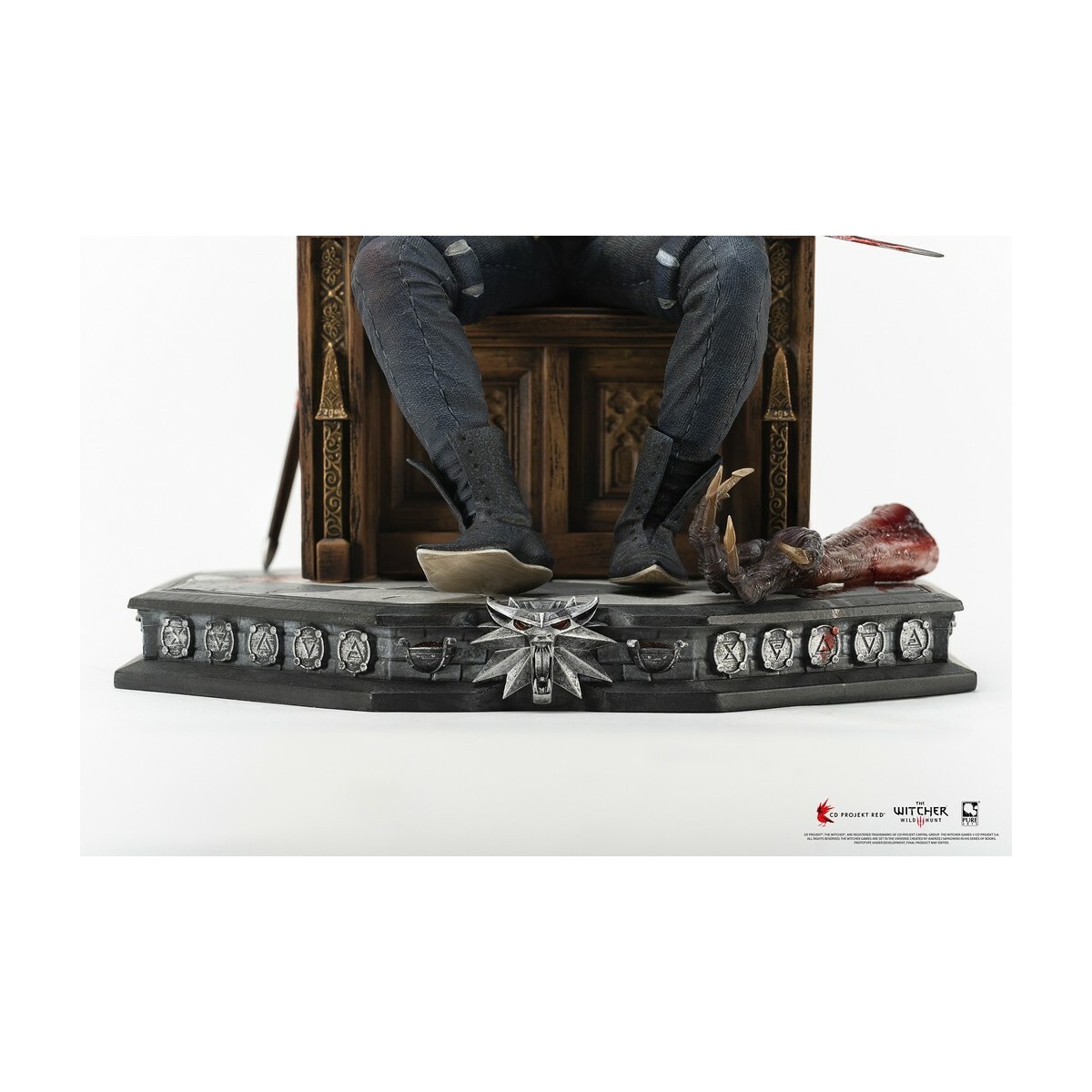Pure Arts - The Witcher 3: Wild Hunt Estatua de Geralt a escala 1/6.