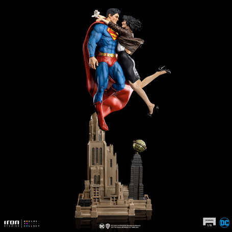 Iron Studios - Diorama de Superman y Loic Lane 1/6