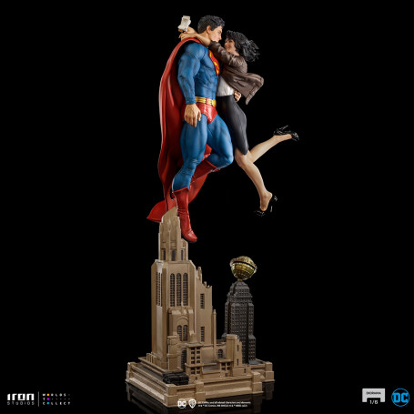 Iron Studios - Diorama de Superman y Loic Lane 1/6