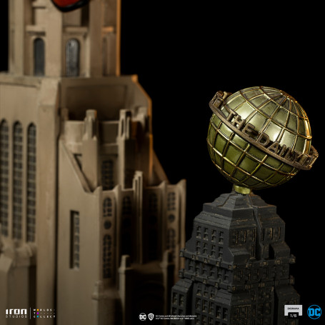 Iron Studios - Diorama de Superman y Loic Lane 1/6