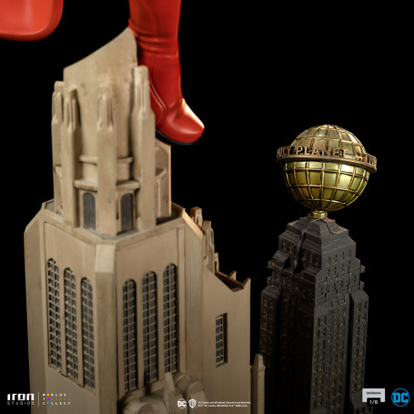 Iron Studios - Diorama de Superman y Loic Lane 1/6