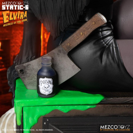 Mezco - Static 6 - Elvira señora de las tinieblas estatua 1/6