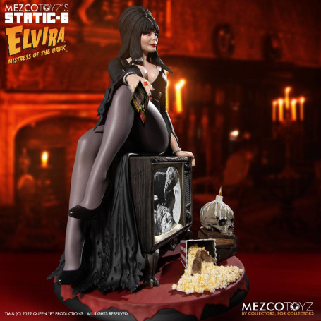 Mezco - Static 6 - Elvira señora de las tinieblas estatua 1/6
