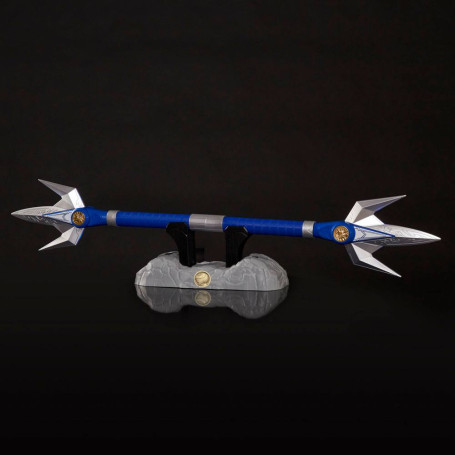 Hasbro - BLUE RANGER POWER LANCER 1:1 - Mighty Morphin Power Rangers Lightning Collection