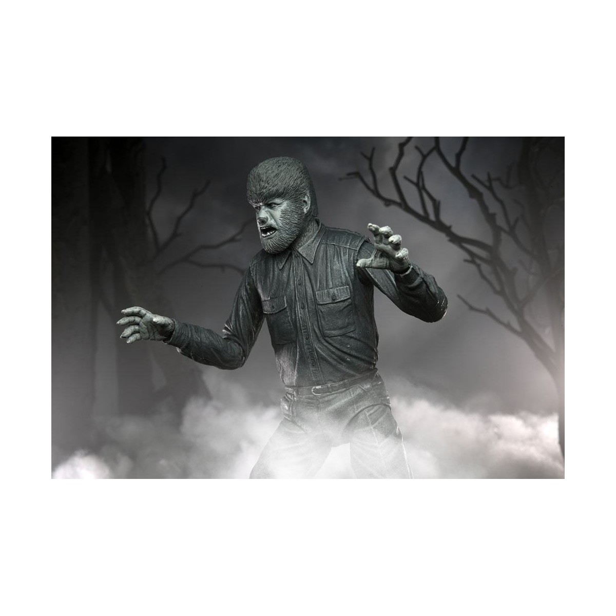NECA - Ultimate The Wolf Man Versión en Blanco y Negro - Universal Monsters