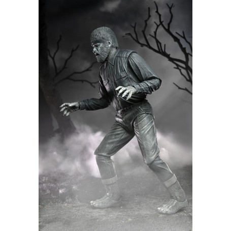 NECA - Ultimate The Wolf Man Versión en Blanco y Negro - Universal Monsters
