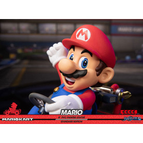 First 4 Figures - Mario Kart - MARIO Standard Edition Estatua de PVC