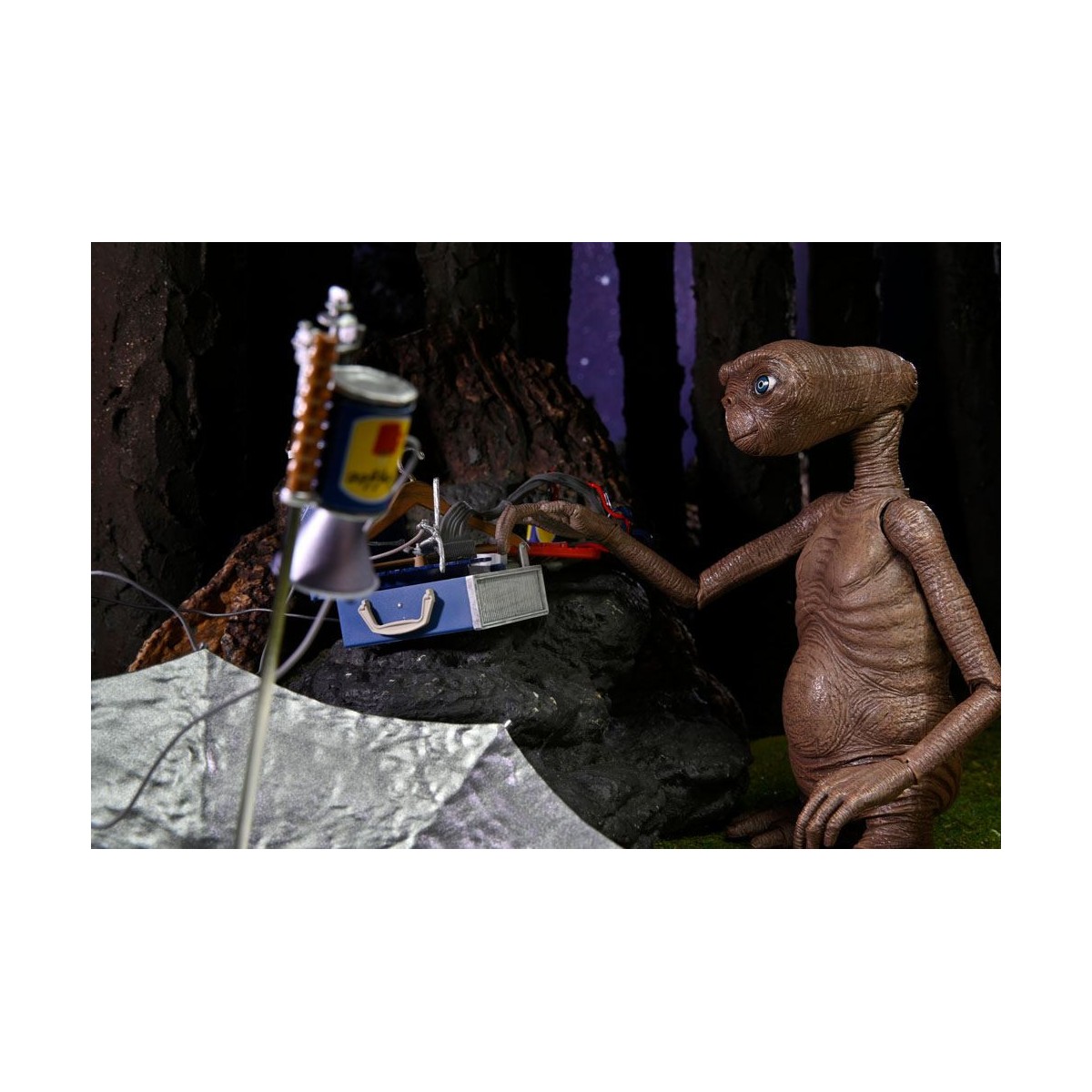 Neca - E.T. El Extraterrestre - Ultimate Deluxe E.T.