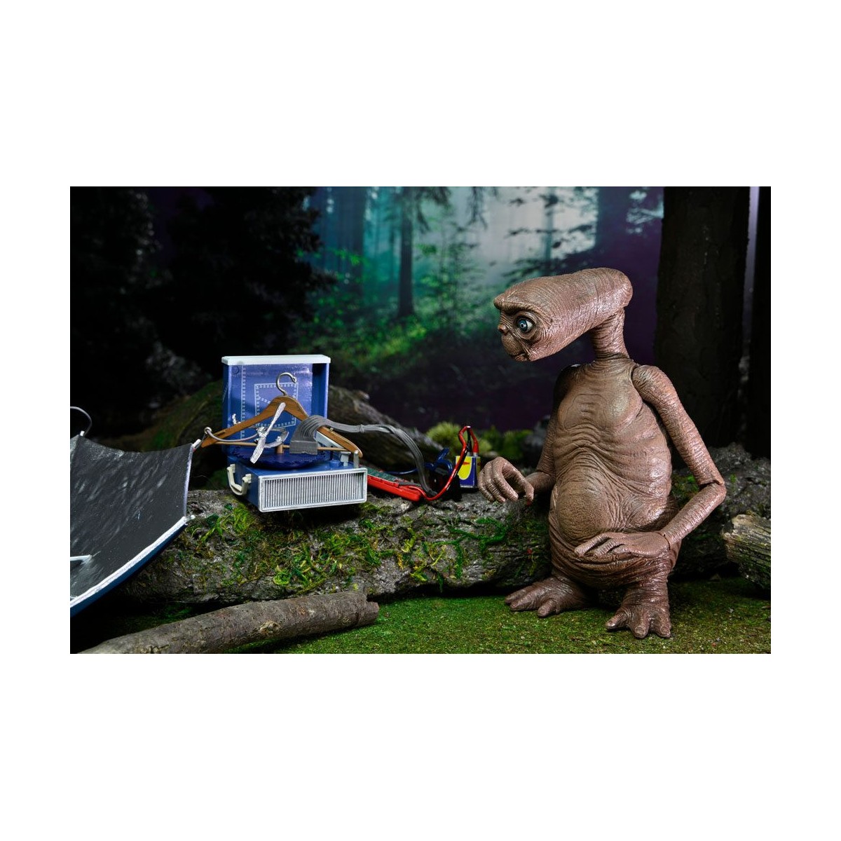 Neca - E.T. El Extraterrestre - Ultimate Deluxe E.T.