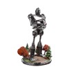 Iron Studios - Half Art Scale 1/20 - El Gigante de Hierro y Hogarth Hughes Estatuilla
