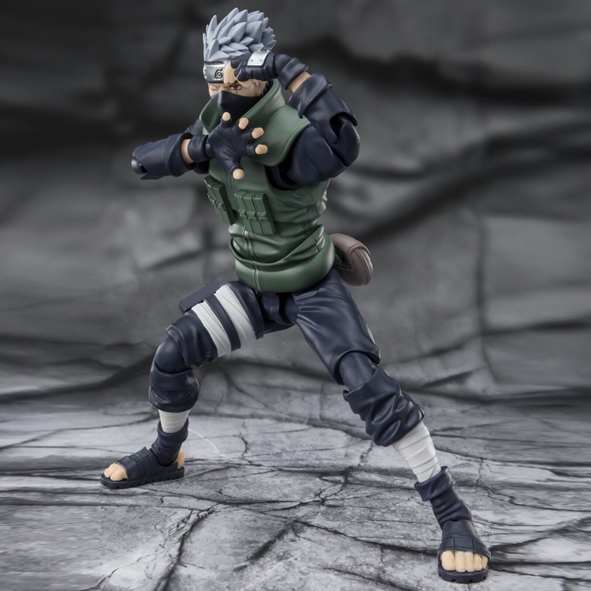 Bandai Tamashi Nation SH Figuarts SHF - Hatake Kakashi EL FAMOSO HEROE SHARINGAN - Naruto Shippuden