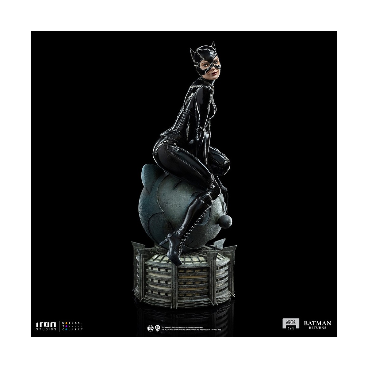 Iron Studios DC Comics - Legado Réplica 1/4 - Catwoman Batman Returns