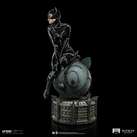 Iron Studios DC Comics - Legado Réplica 1/4 - Catwoman Batman Returns